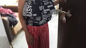 Bhabhi Ne Padosi ko bulakar chut marvai full hindi voice