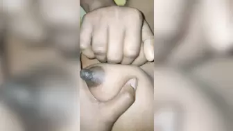 Indian bhabhi cheating his hubby in oyo hotel room with Hindi Audio Part 9