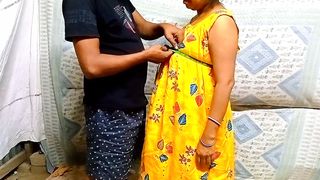 Tailor ne Everbest Humongous Titties Bhabhi ko Chod diya - Desi Tumpa