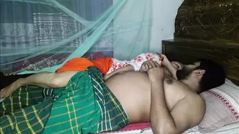 Indian Charming Aunty Ki Hard chudai Uncle Ke Jab Duty pe