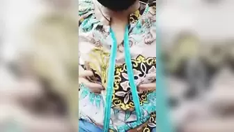 Saira Khan Pakistani slut vagina rubbing and fingering