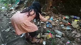 Kchra Binne Ayi ladki Ko Pese Dekar Chut Chuda Kiya, Slutty Hindi Sex Film
