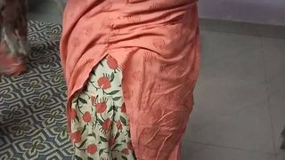 Koyambedu lodge - Dress remove and chane new dress, touching cunt fine ever