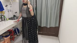 Sutela Bhai Bhaiya Choro Na Koi Dekhlega In Kitchen In Hindi Audio