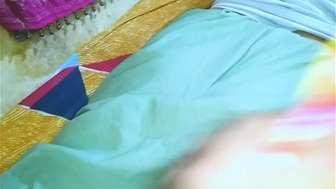 Bhabhi jor se chillane lagi Periods mein gaand ko choda part two clear slutty Hindi audio.
