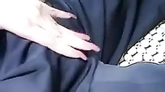 Anywhere Japanese woman Handjob 3