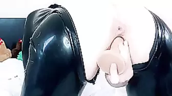 Chick in latex Fucks a strap-on and rides long penis of man...