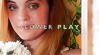 Flower Play - Celeste Rasmussen - Met-Art